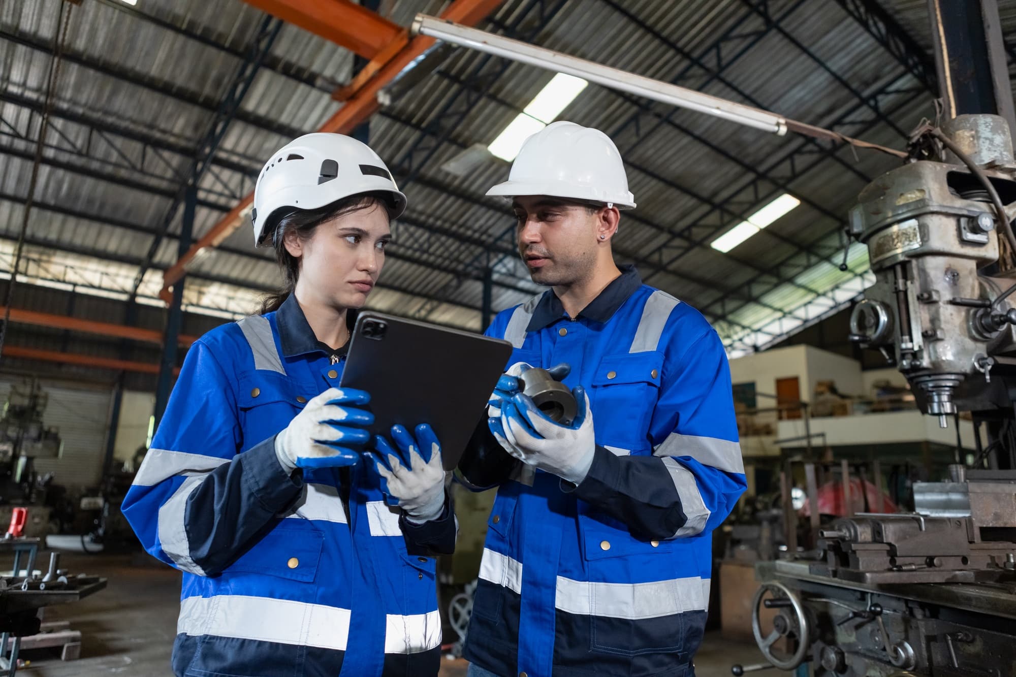 grabar video en una planta industrial